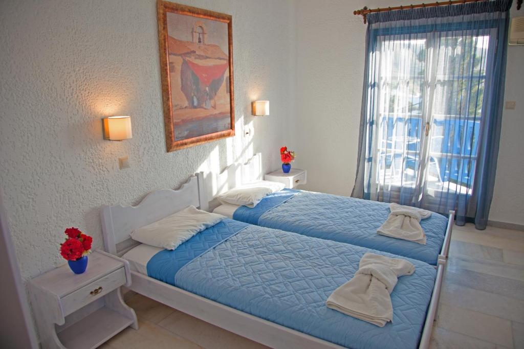 St.George Valsamitis Hotel Katapola Exterior photo